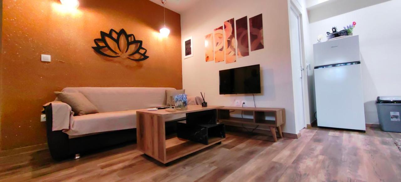 Theo Apartments 3 อาร์เตมีดา ภายนอก รูปภาพ